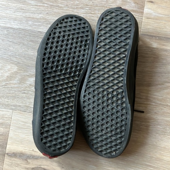 Vans black shoes - Picture 4 of 6